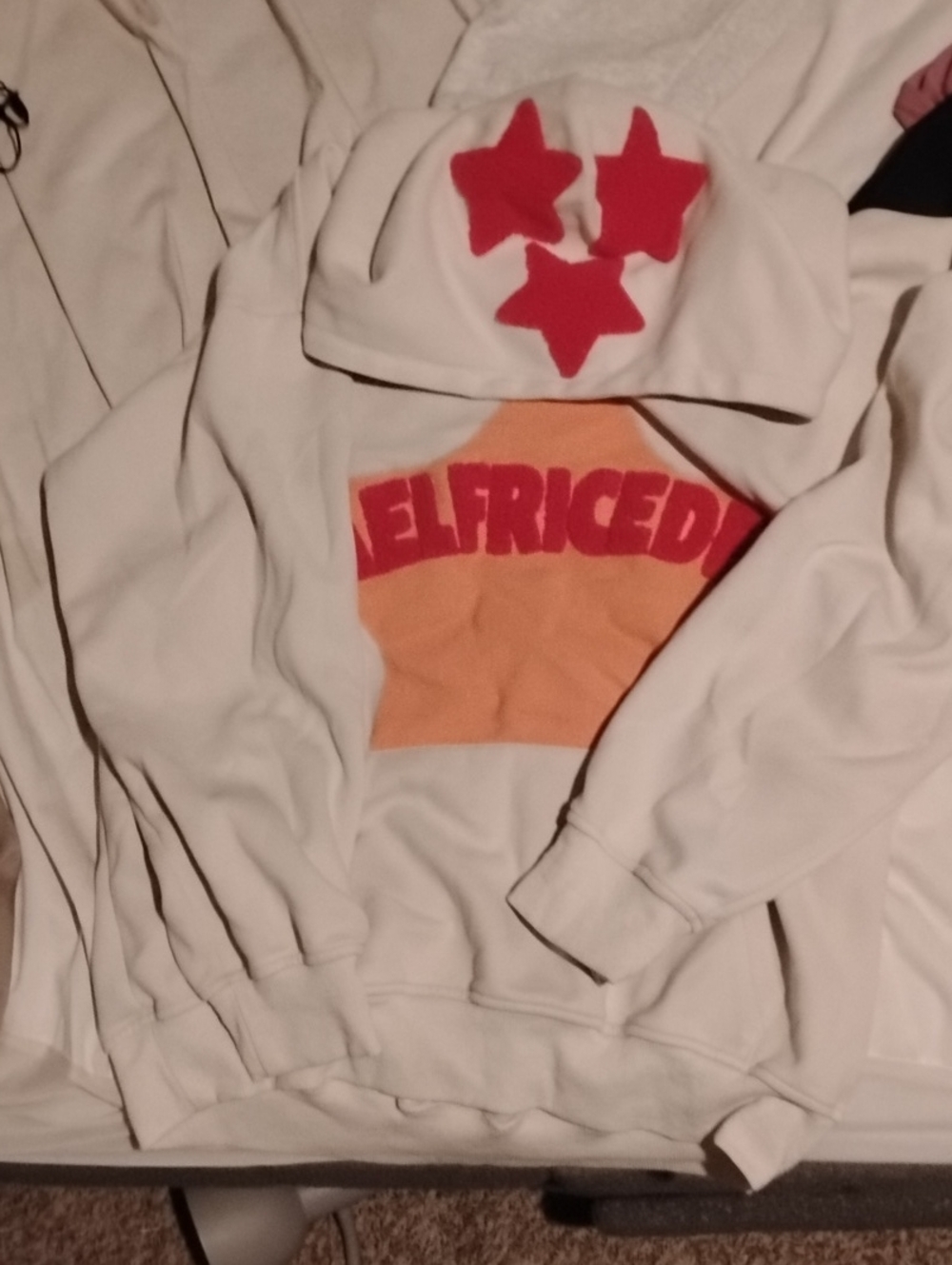Aelfric Eden White Crewneck Sweater with Red Stars and Orange Logo